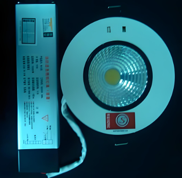 5 寸應急 LED 筒燈參數(shù)規(guī)格電源配置計算